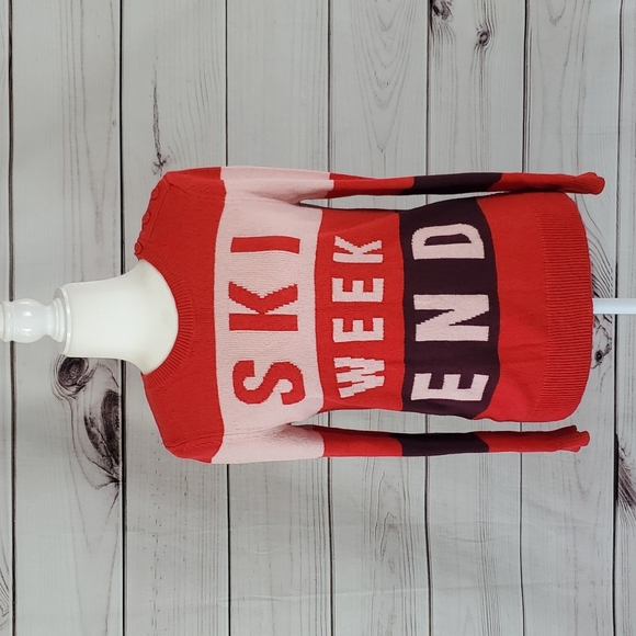 1901• M sweater Ski Weekend crewneck long sleeve shoulder button detail … - Picture 2 of 10